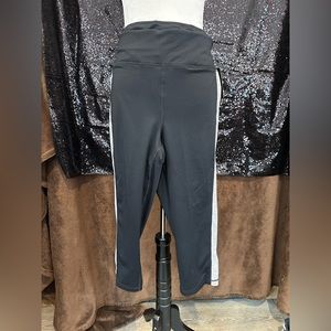 Capri length Ideology leggings 1xl NWT